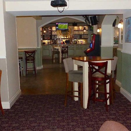 The George Hotel Chepstow Exterior photo